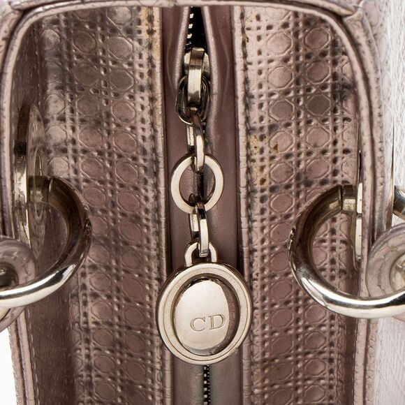 Dior Micro Cannage Metallic Calfskin Lady Dior Medium Tote - Picture 9 of 10